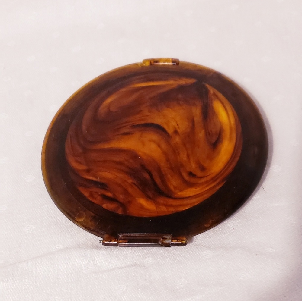 Vintage Mid-century Mod Large Powder Compact - Picture 2 of 5